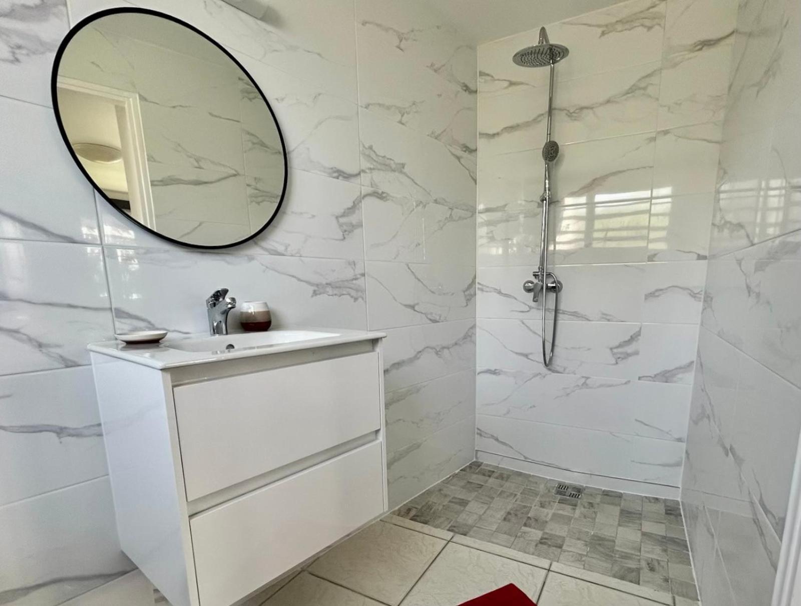 Bleu Soleil Apartment Le Morne-Vert ภายนอก รูปภาพ
